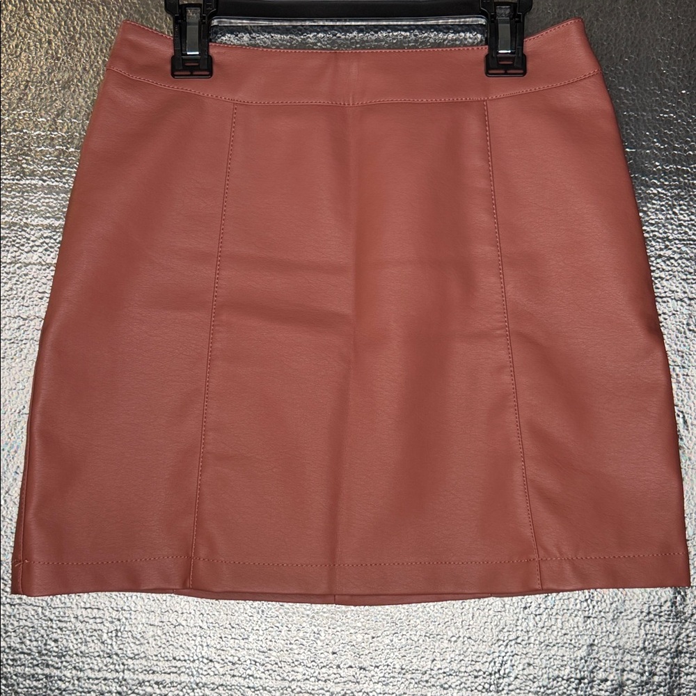 Forever 21 Mini Skirt in Dusty Pink